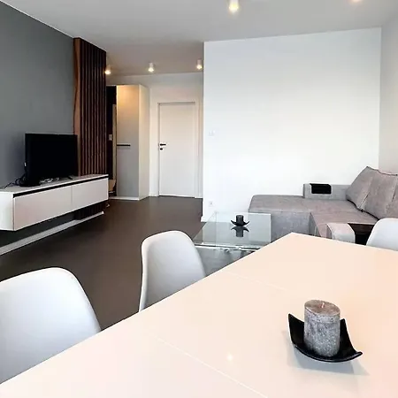 Concierge Chrzanowskiego Lejlighed